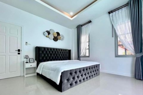 House in Pattaya, Thailand 3 bedrooms № 157774 - photo 13