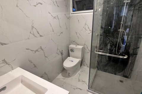 House in Pattaya, Thailand 4 bedrooms № 157772 - photo 13