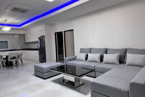 House in Pattaya, Thailand 4 bedrooms № 157772 - photo 1