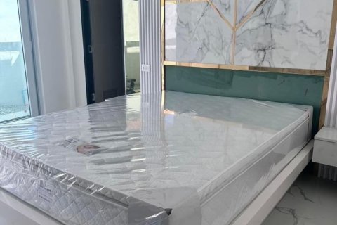 House in Pattaya, Thailand 4 bedrooms № 157772 - photo 7