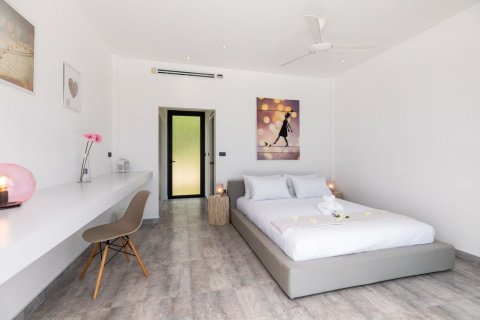 Дом в Самуи, Таиланд с 3 спальнями  № 138707 - фото 4