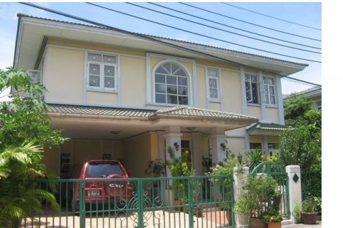 Дом в Бангкапи, Бангкок, Таиланд с 3 спальнями № 138708 - фото 1