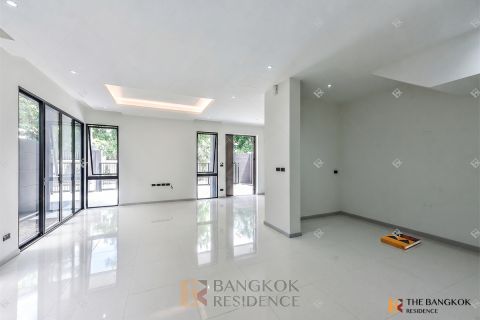 บ้านในกรุงเทพฯ, ประเทศไทย 4 ห้องนอน № 189490