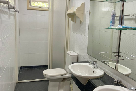 House in Bangkok, Thailand 5 bedrooms № 189493 - photo 4