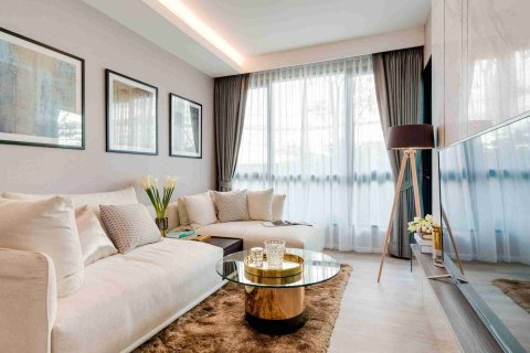 Condo in Bangkok, Thailand, 2 bedrooms  № 183230 - photo 9