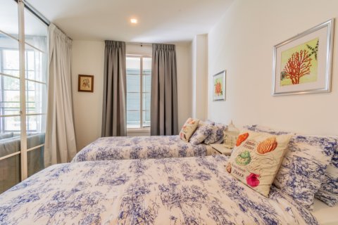 Condo in Hua Hin, Thailand, 2 bedrooms  № 168522 - photo 14