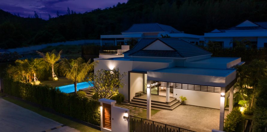 Villa in Hua Hin, Thailand 3 bedrooms № 168523