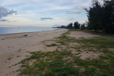 Земельный участок в Банг Сапхане, Таиланд  № 168521 - фото 2