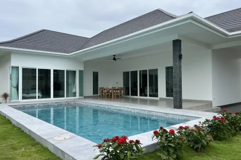 Villa in Hua Hin, Thailand 3 bedrooms № 160874