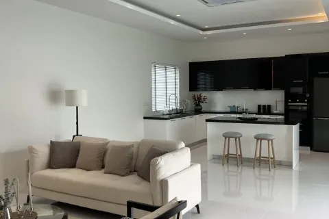 Villa in Hua Hin, Thailand 3 bedrooms № 160874 - photo 4