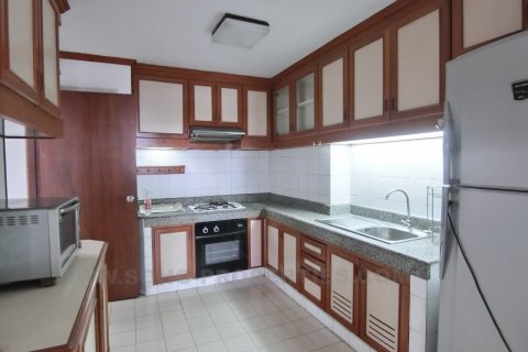 Кондоминиум с 3 спальнями в Бангкоке, Таиланд № 143806 - фото 13