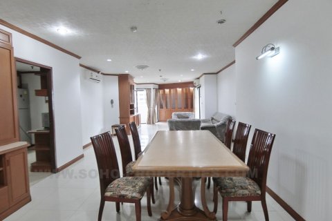 Кондоминиум с 3 спальнями в Бангкоке, Таиланд № 143806 - фото 2