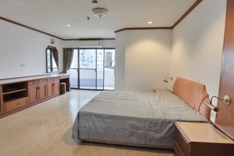 Кондоминиум с 3 спальнями в Бангкоке, Таиланд № 143806 - фото 10