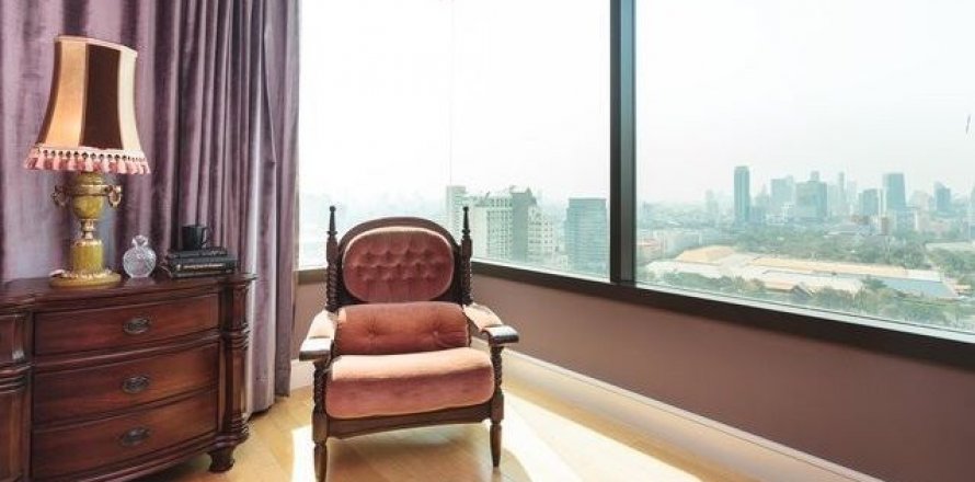 Condo in Bangkok, Thailand, 3 bedrooms  № 143805