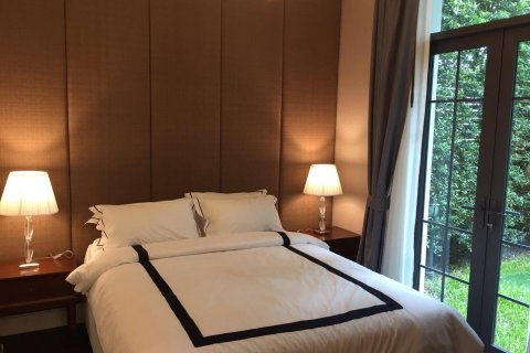 Дом в Бангкоке, Таиланд с 4 спальнями  № 143809 - фото 10