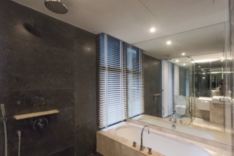 Condo à Yan Nawa, Bangkok, Thaïlande, 2 chambres № 144068 - photo 13