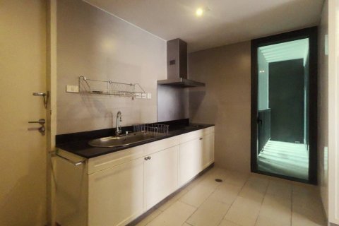 Condo à Yan Nawa, Bangkok, Thaïlande, 2 chambres № 144068 - photo 8