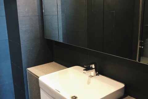 Кондоминиум с 2 спальнями в Бангкоке, Таиланд № 143950 - фото 4