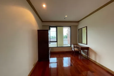 Кондоминиум с 2 спальнями в Кхлонг Сане, Бангкок, Таиланд № 137220 - фото 9