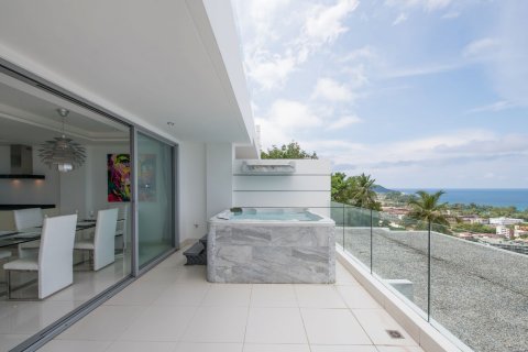 Condo in Phuket, Thailand, 2 bedrooms  № 137217 - photo 3