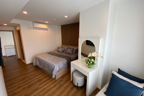 Condo in Hua Hin, Thailand, 2 bedrooms  № 168709 - photo 22