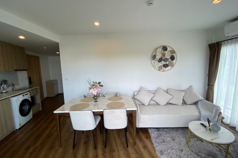 Condo in Hua Hin, Thailand, 2 bedrooms  № 168709 - photo 14