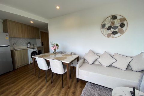 Condo in Hua Hin, Thailand, 2 bedrooms  № 168709 - photo 13