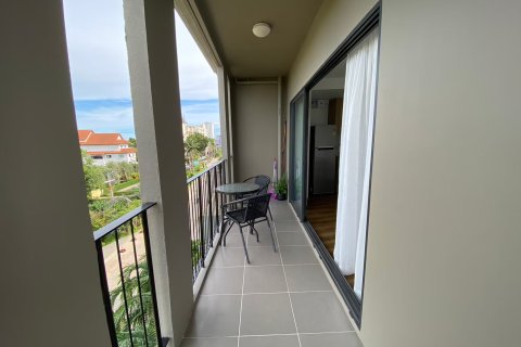 Condo in Hua Hin, Thailand, 2 bedrooms  № 168709 - photo 12