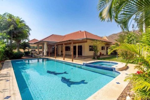 Вилла в Хуа Хине, Таиланд с 3 спальнями  № 162445