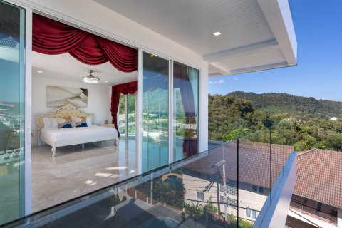 House in Kathu, Thailand 10 bedrooms № 158235 - photo 30