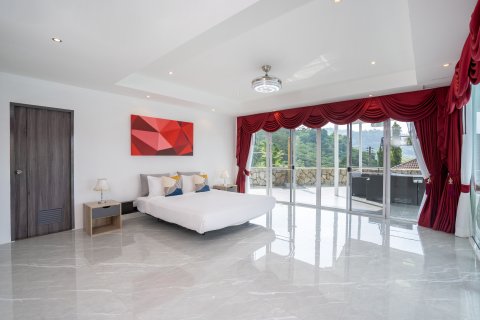 House in Kathu, Thailand 10 bedrooms № 158235 - photo 8