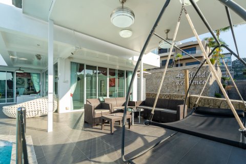 House in Kathu, Thailand 10 bedrooms № 158235 - photo 15