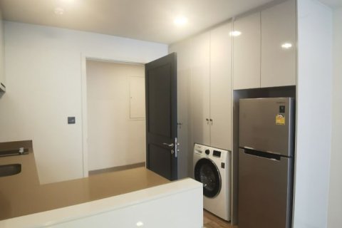 Studio dans le Condo à Sathon, Bangkok, Thaïlande  № 158237 - photo 8