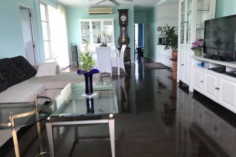 Кондоминиум с 3 спальнями в Хуа Хине, Таиланд № 158239 - фото 7