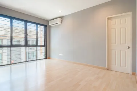 Townhouse à Suan Luang, Bangkok, Thaïlande 3 chambres № 160230 - photo 9