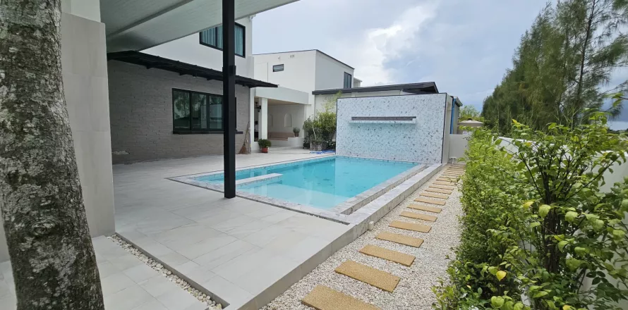 Вилла в Пхукете, Таиланд с 4 спальнями № 146212