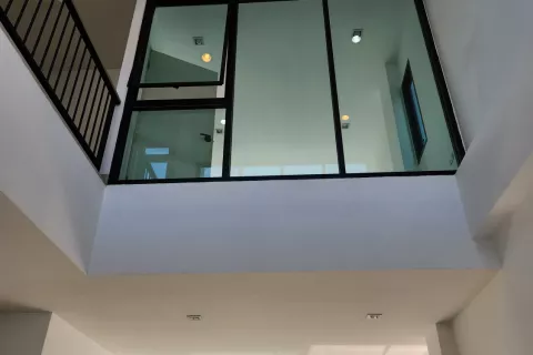 Townhouse à Bang Kaeo, Thaïlande 3 chambres № 146213 - photo 7