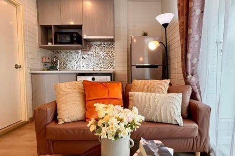 Condo in Bangkok, Thailand, 2 bedrooms  № 161987