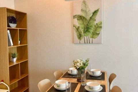 Condo in Bangkok, Thailand, 2 bedrooms  № 161987 - photo 7