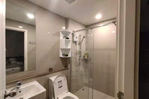 Condo à Suan Luang, Bangkok, Thaïlande, 2 chambres № 161984 - photo 10