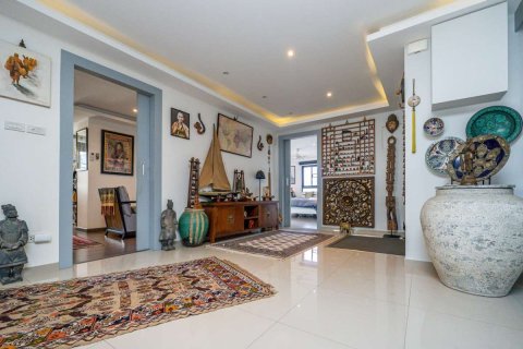 Condo in Chiang Mai, Thailand, 3 bedrooms  № 160034