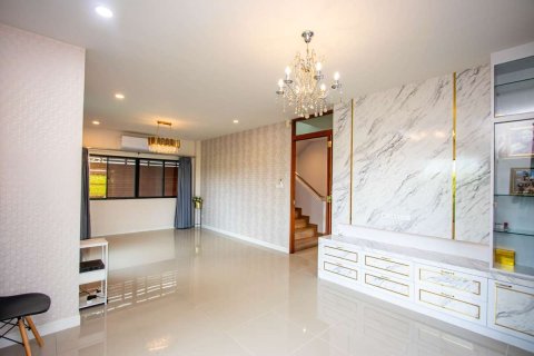 Maison à Chiang Mai, Thaïlande 3 chambres № 160036 - photo 8