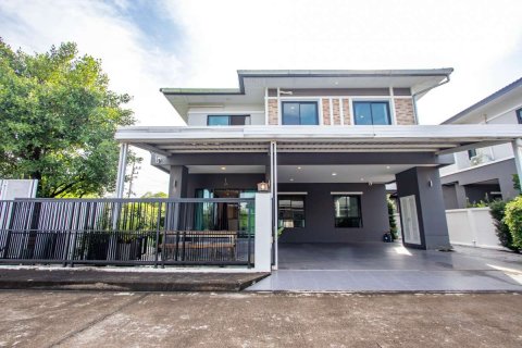 Дом в Чиангмае, Таиланд с 3 спальнями № 160036