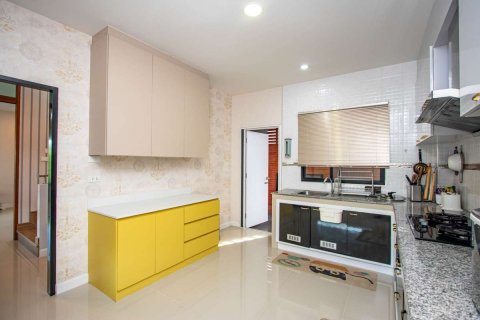 Дом в Чиангмае, Таиланд с 3 спальнями  № 160036 - фото 21