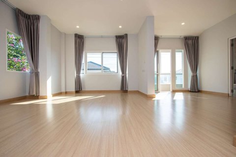 Дом в Чиангмае, Таиланд с 3 спальнями  № 160032 - фото 2