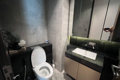 Condo in Pathum Wan, Bangkok, Thailand, 2 bedrooms  № 158638 - photo 7