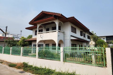 Дом в Чиангмае, Таиланд с 4 спальнями  № 158637