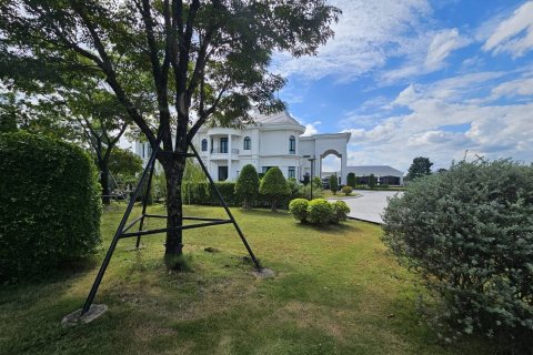 Дом в Бан Лам Лук Ка, Таиланд с 7 спальнями  № 149847 - фото 3