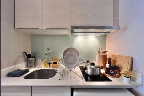 Студия в кондо в Ваттхане, Бангкок, Таиланд № 138448 - фото 21