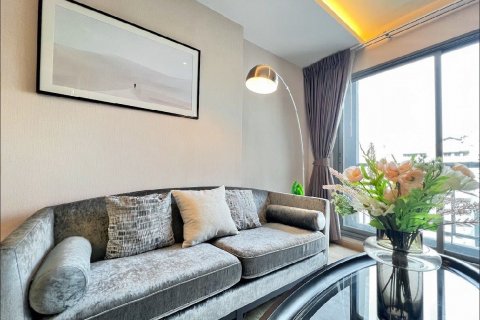 Студия в кондо в Ваттхане, Бангкок, Таиланд № 138448 - фото 11